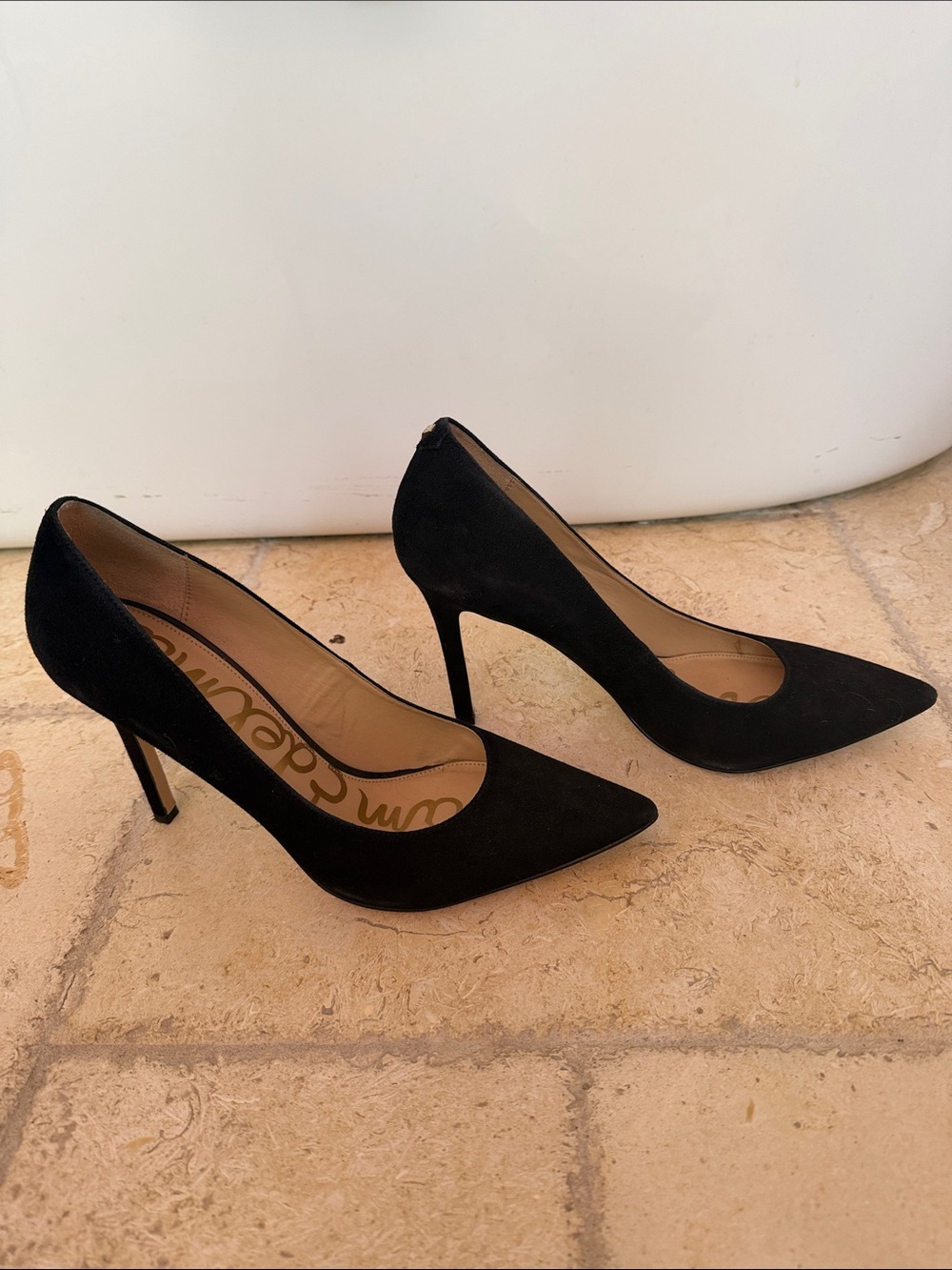 Sam Edelman Black Pointed-Toe Suede Stiletto Pumps leather barely worn.